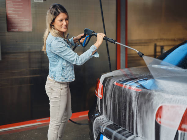 Why Choose Our Certified Pressure Washing Experts for Your Project Needs in Berwick, LA?